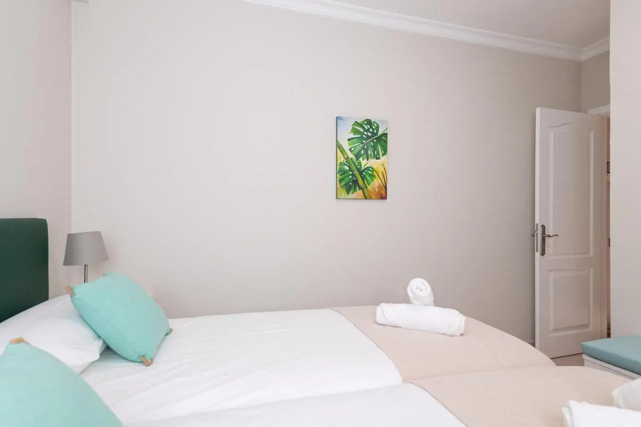 Amarre Moon Apartment Puerto De Mogan 0*,  Spain