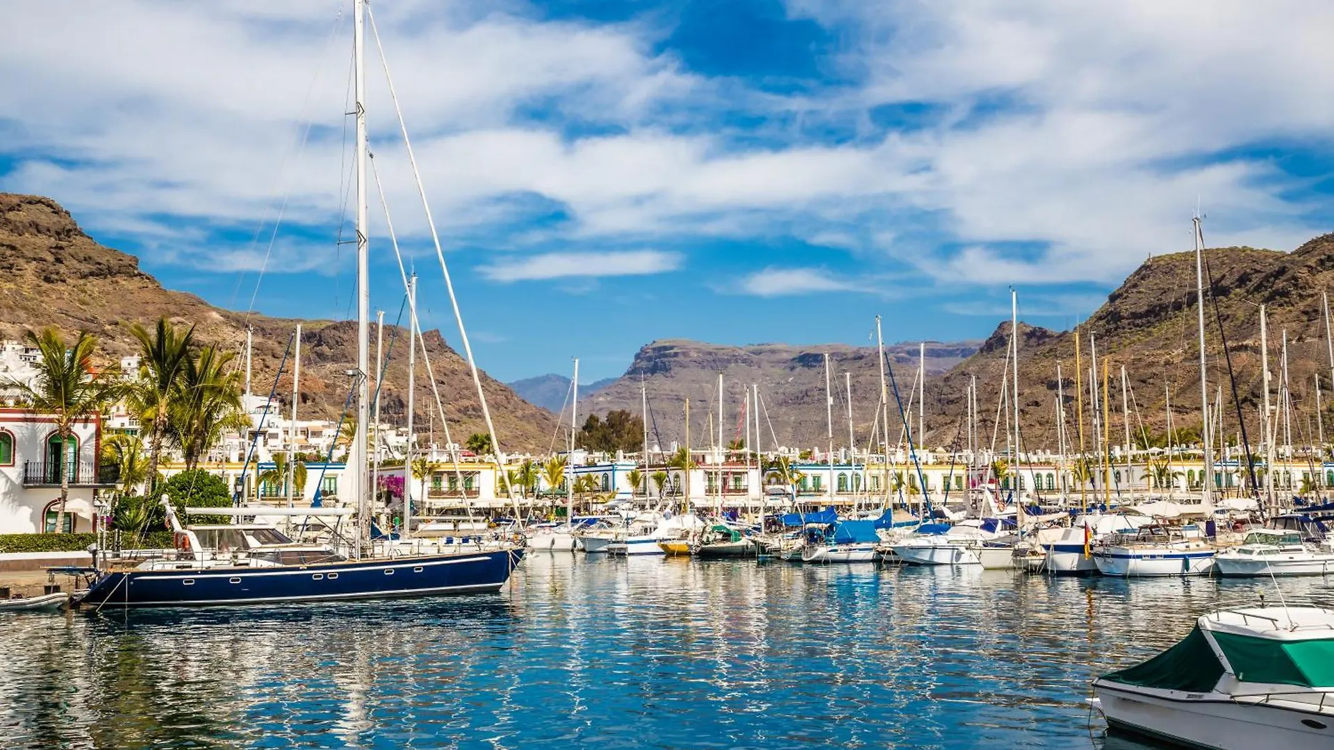 Amarre Moon Daire Puerto De Mogan