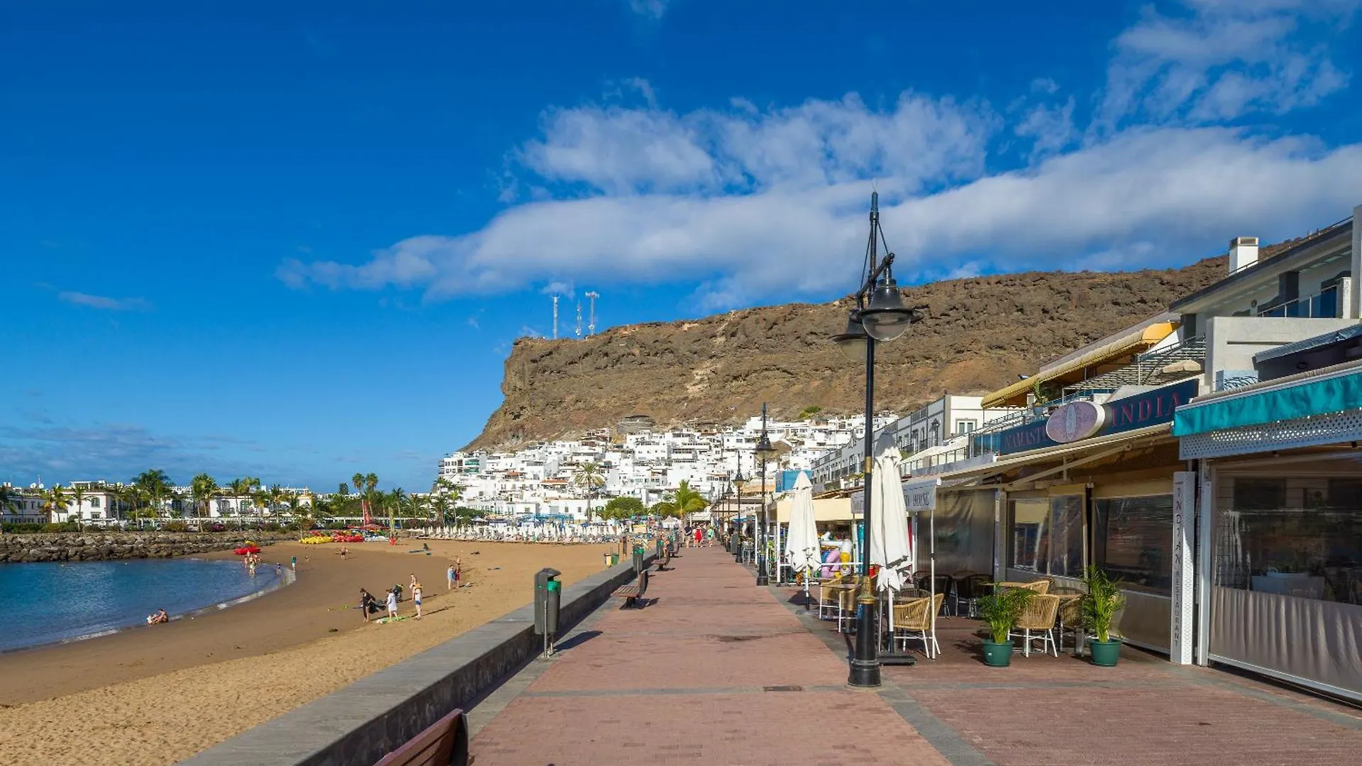 Amarre Moon Daire Puerto De Mogan